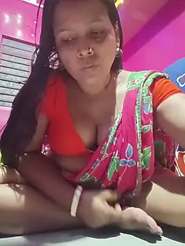 Snapshot of reya743 chatting on March 2026 03:50:01 PM reya743 online show from March 2026 03:50:01 PM