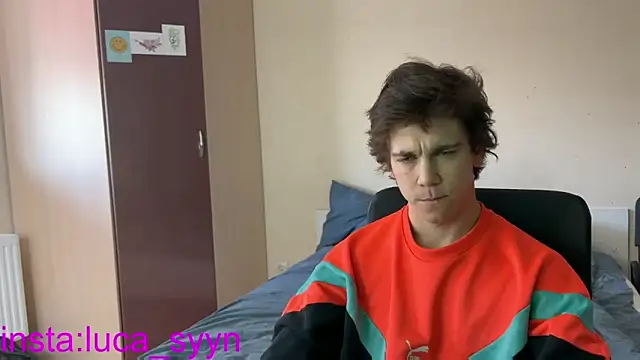 Snapshot of luca_syn chatting on September 2025 05:23:02 AM luca syn online show from September 2025 05:23:02 AM