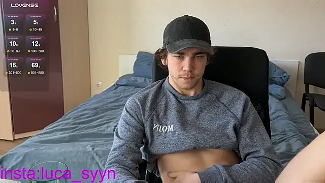 Snapshot of luca_syn chatting on October 2025 05:15:02 AM luca syn online show from October 2025 05:15:02 AM