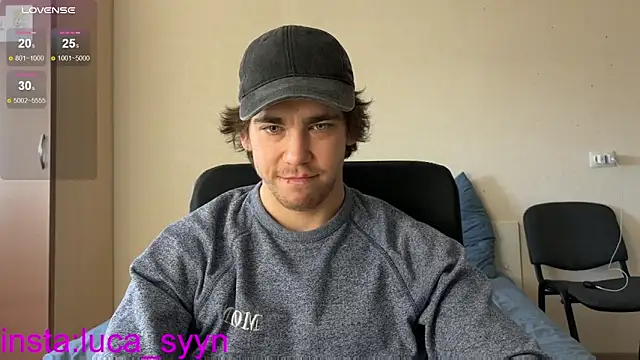 Snapshot of luca_syn chatting on October 2025 07:17:01 AM luca syn online show from October 2025 07:17:01 AM