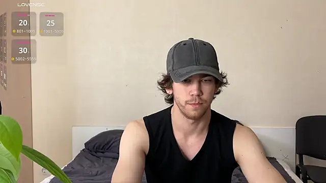 Snapshot of luca_syn chatting on October 2025 10:37:02 AM luca syn online show from October 2025 10:37:02 AM