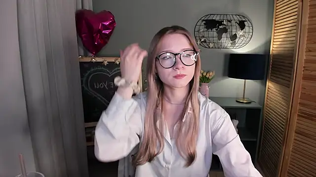 Snapshot of elliupp chatting on October 2025 08:23:02 AM elliupp online show from October 2025 08:23:02 AM