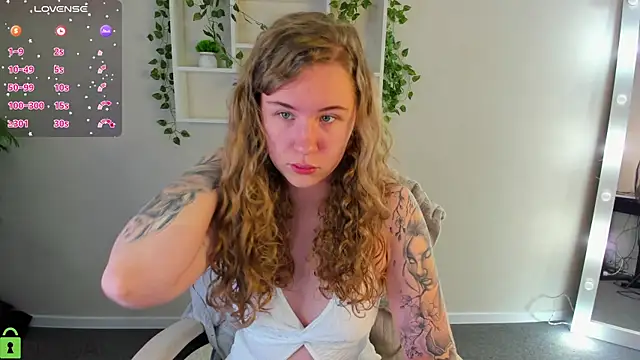 Elsie Cutties online show from November 2025 12:54:01 AM