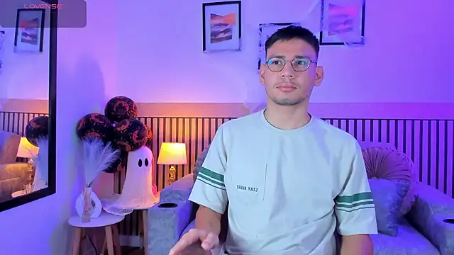 Snapshot of marcuswildx chatting on October 2025 11:44:01 AM marcuswildx online show from October 2025 11:44:01 AM