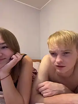 Snapshot of LinChka5789 chatting on October 2025 09:37:01 PM LinChka5789 online show from October 2025 09:37:01 PM