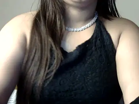 Snapshot of Aaliya02 chatting on September 2025 01:22:01 AM Aaliya02 online show from September 2025 01:22:01 AM