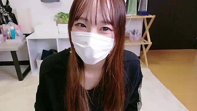 saku sakura  online show from November 2025 01:00:02 PM