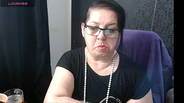 Snapshot of MissSanjanne chatting on January 2025 08:43:01 PM MissSanjanne online show from January 2025 08:43:01 PM