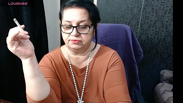 Snapshot of MissSanjanne chatting on January 2025 10:55:01 PM MissSanjanne online show from January 2025 10:55:01 PM