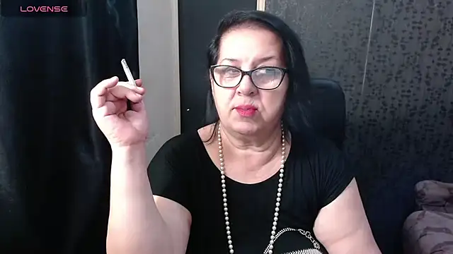 MissSanjanne online show from May 2026 07:31:01 PM