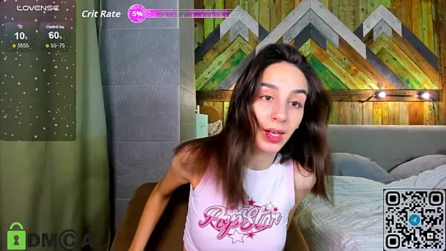 Snapshot of Elliizabeth chatting on October 2025 05:44:01 PM Elliizabeth online show from October 2025 05:44:01 PM