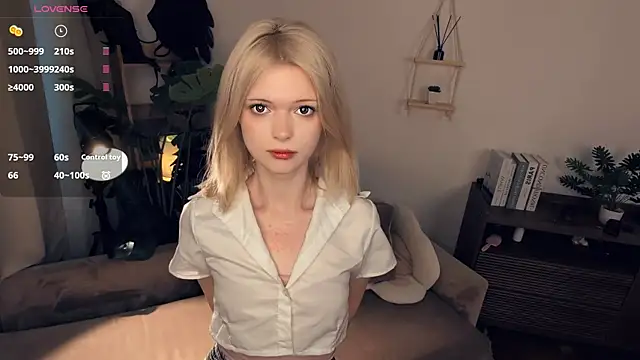 LaureMestler online show from May 2026 08:19:02 AM