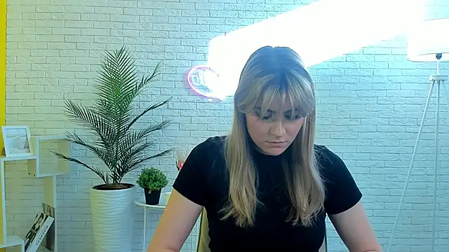 Snapshot of DaysiPlater chatting on September 2025 12:19:01 PM DaysiPlater online show from September 2025 12:19:01 PM