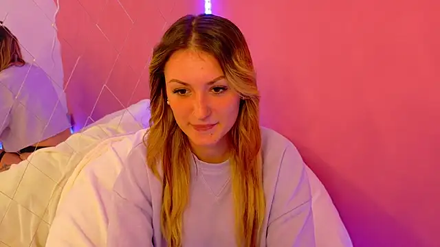 Snapshot of Anaayss_ chatting on October 2025 05:13:01 AM Anaayss online show from October 2025 05:13:01 AM