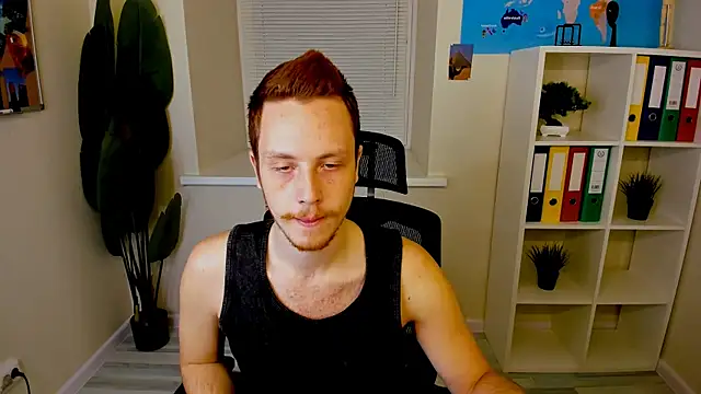 Snapshot of LeoMooree chatting on October 2025 04:07:02 PM LeoMooree online show from October 2025 04:07:02 PM