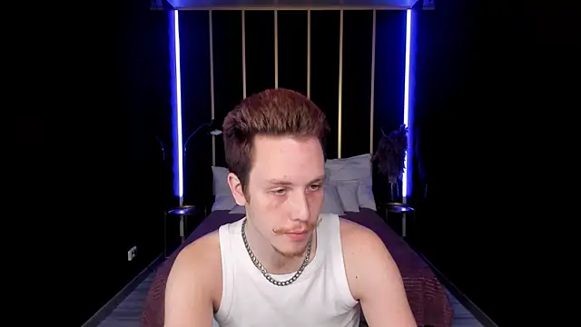 Snapshot of LeoMooree chatting on November 2025 09:48:01 PM LeoMooree online show from November 2025 09:48:01 PM