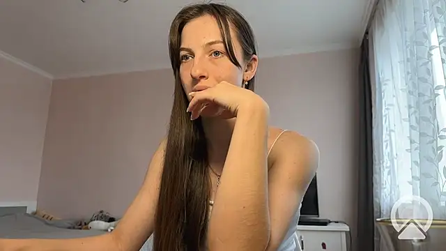 Snapshot of Prettyyy_Angel chatting on November 2025 12:28:02 PM Prettyyy Angel online show from November 2025 12:28:02 PM