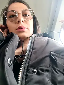 Mia-love-03 online show from September 2025 01:49:01 PM