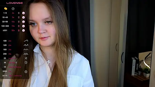 ElenoreReth online show from April 2026 01:34:01 AM