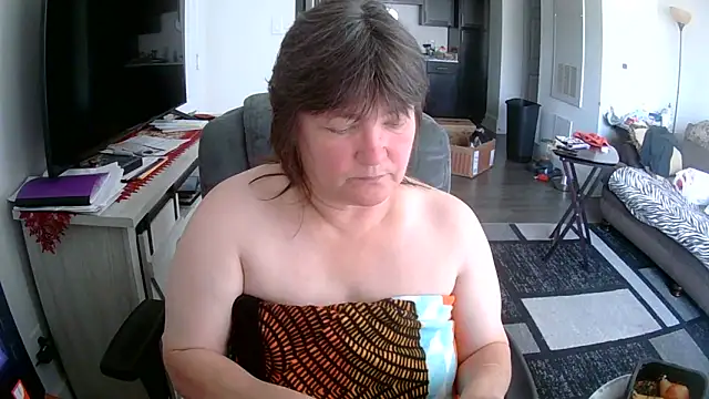 Snapshot of Buggy1965 chatting on October 2025 03:31:02 PM Buggy1965 online show from October 2025 03:31:02 PM