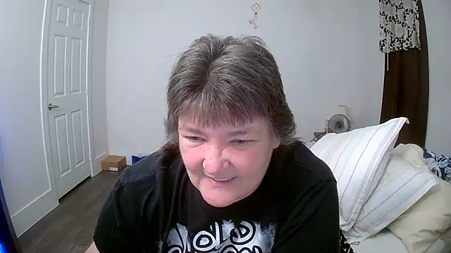 Snapshot of Buggy1965 chatting on December 2025 02:55:01 PM Buggy1965 online show from December 2025 02:55:01 PM