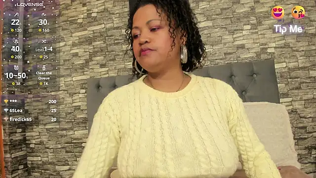 TaniaJhons online show from November 2025 08:10:01 PM