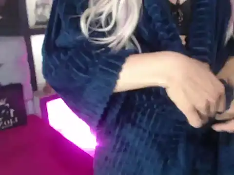 Sophia hott01 online show from October 2025 12:21:02 AM