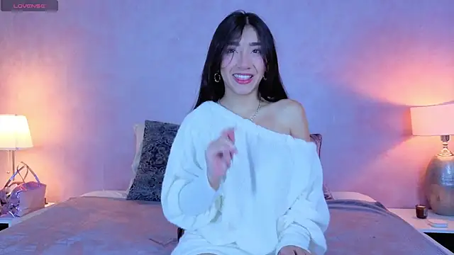 Mariana Kalo online show from June 2026 11:16:02 AM