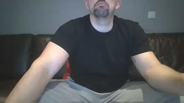 me2youYou2me online show from November 2025 07:12:01 AM