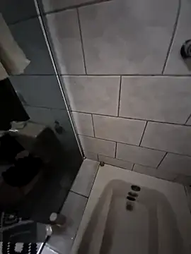 Preto18cmssa online show from January 2026 09:51:01 PM