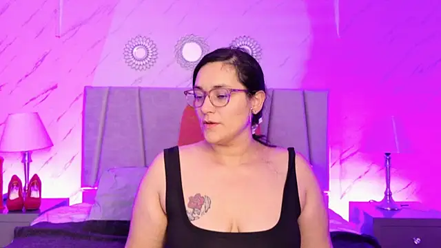 Michell Monet online show from June 2026 12:18:01 PM