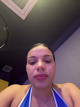 Anavalle online show from April 2026 06:36:02 PM