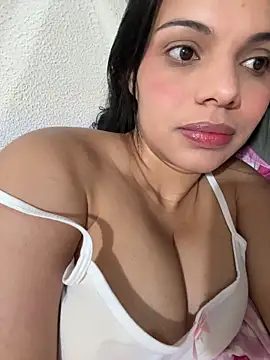 Snapshot of Anavalle chatting on June 2026 02:34:01 AM Anavalle online show from June 2026 02:34:01 AM