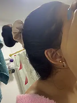 IsabellaJoness  online show from September 2025 10:53:02 AM