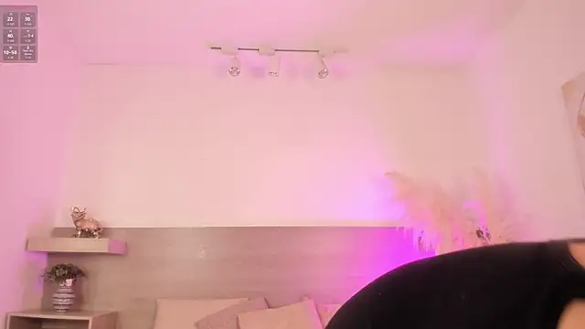 Snapshot of Ivana_Hall chatting on September 2025 07:51:02 PM Ivana Hall online show from September 2025 07:51:02 PM