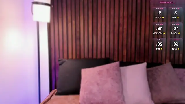 Ivana Hall online show from December 2025 08:13:01 PM