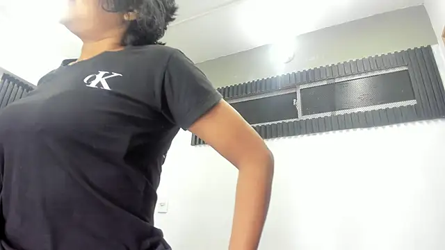 emperatris 23 online show from October 2025 12:14:02 PM