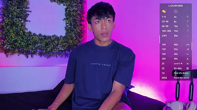 Snapshot of Santti_ chatting on November 2025 11:15:01 PM Santti online show from November 2025 11:15:01 PM