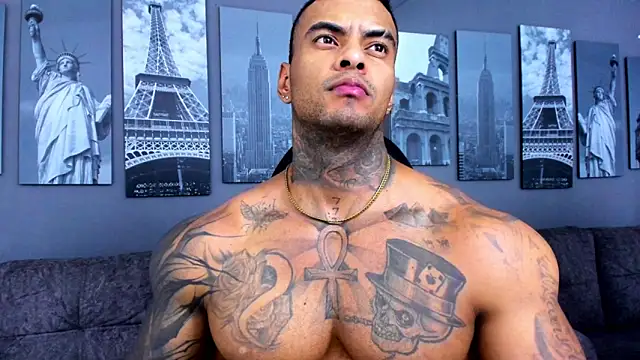 Snapshot of binmontana_ chatting on March 2026 09:30:01 PM binmontana online show from March 2026 09:30:01 PM