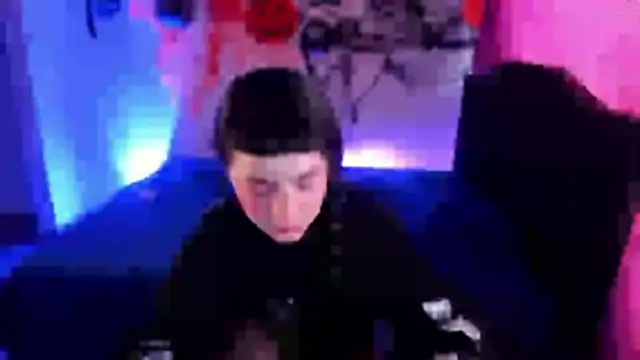 kitty  chs online show from October 2025 12:29:01 PM