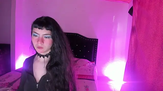 kitty  chs online show from December 2025 11:26:02 AM