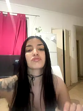 Snapshot of KarenG2025 chatting on November 2025 02:11:02 AM KarenG2025 online show from November 2025 02:11:02 AM