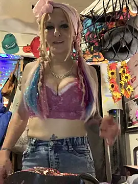 Snapshot of blondebarbiebae chatting on March 2026 10:37:02 PM blondebarbiebae online show from March 2026 10:37:02 PM