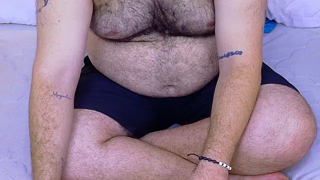 Snapshot of big_bearr chatting on October 2025 03:34:01 PM big bearr online show from October 2025 03:34:01 PM