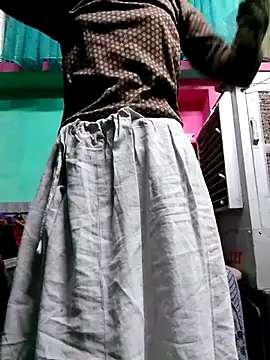 Cuty kinjal online show from November 2025 09:35:01 PM