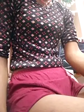 Cuty kinjal online show from April 2026 10:45:01 PM