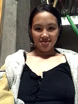 Snapshot of Mai_lovely chatting on October 2025 03:59:02 AM Mai lovely online show from October 2025 03:59:02 AM