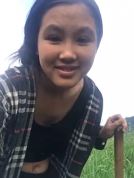 Snapshot of Mai_lovely chatting on October 2025 06:47:02 AM Mai lovely online show from October 2025 06:47:02 AM