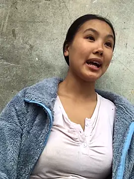 Snapshot of Mai_lovely chatting on October 2025 02:41:02 AM Mai lovely online show from October 2025 02:41:02 AM