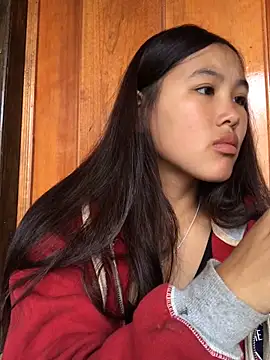 Snapshot of Mai_lovely chatting on November 2025 01:37:01 AM Mai lovely online show from November 2025 01:37:01 AM